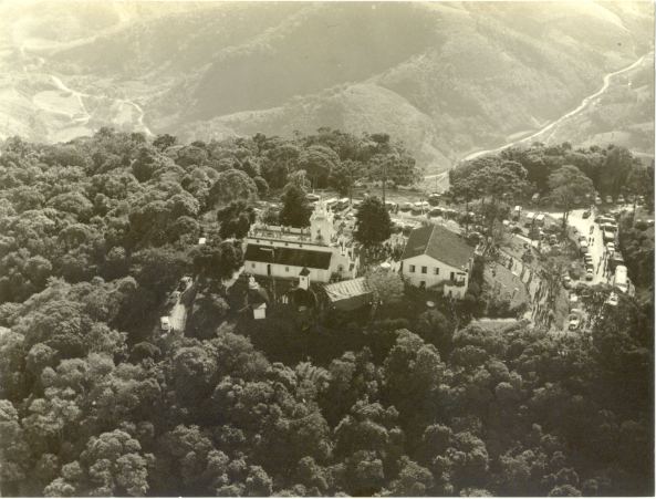 Santuário de Nossa senhora do Bom Socorro (Morro da Cruz) no ano de 1977