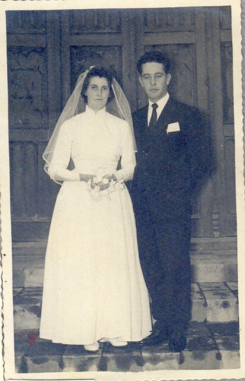 Casamento de  Casal Euclides Pedrotti (in memorian) e Palmira Maçaneiro. Euclides era pedreiro dos bons! Pai de Euclides, Aristides, Rosimeri, Eliane, Americo.