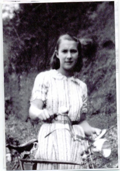 Josefina Tolomeoti Tridapalli - conhecida como Dona Pina