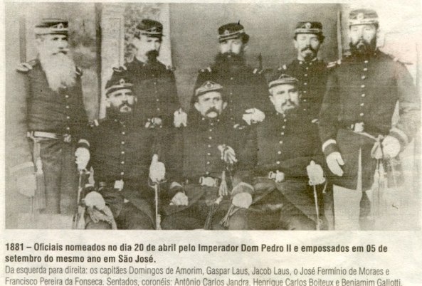 foto coronéis Nova Trento