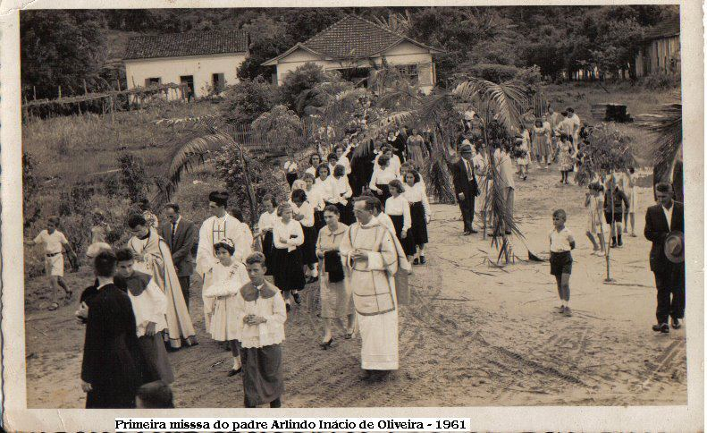 32364_528089790552107_1872165285_n