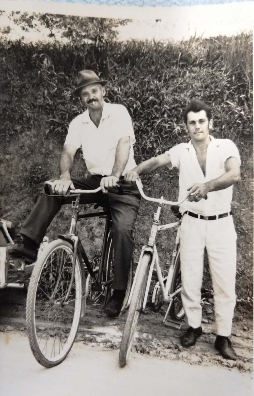 1e5424aa-23d2-4d2e-b078-ea7c4724056d